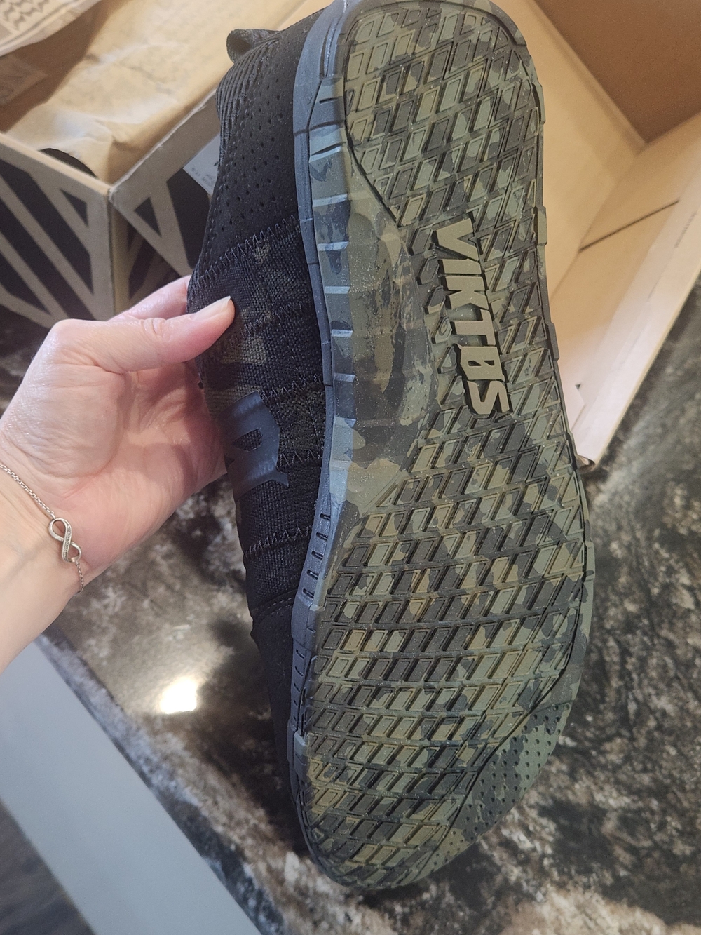 VIKTOS Men's Black Athletic Trainers with Camo Outsole